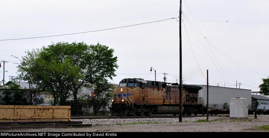 UP 5880